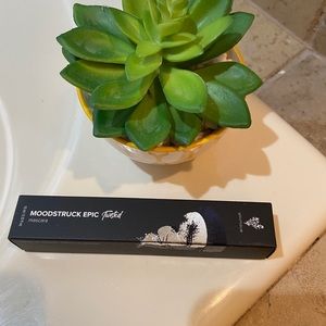 Moodstruck Epic Twisted Mascara black